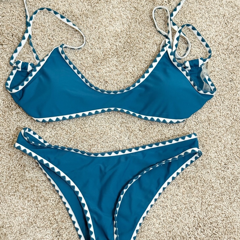 SHEIN Teal and White Geometric Bikini Set